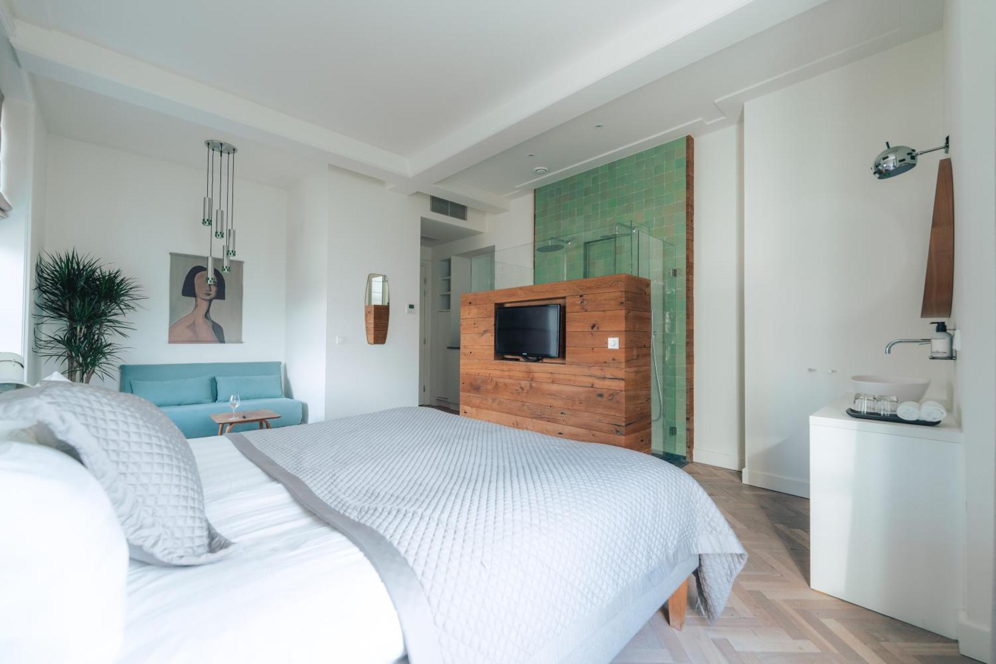 Boutique Hotel De Witte Dame Abcoude Exterior photo