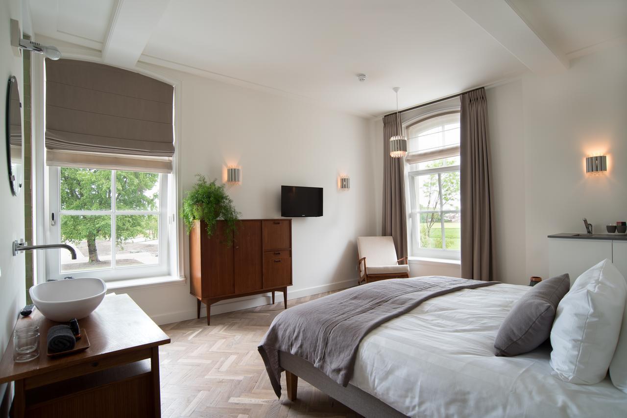 Boutique Hotel De Witte Dame Abcoude Exterior photo